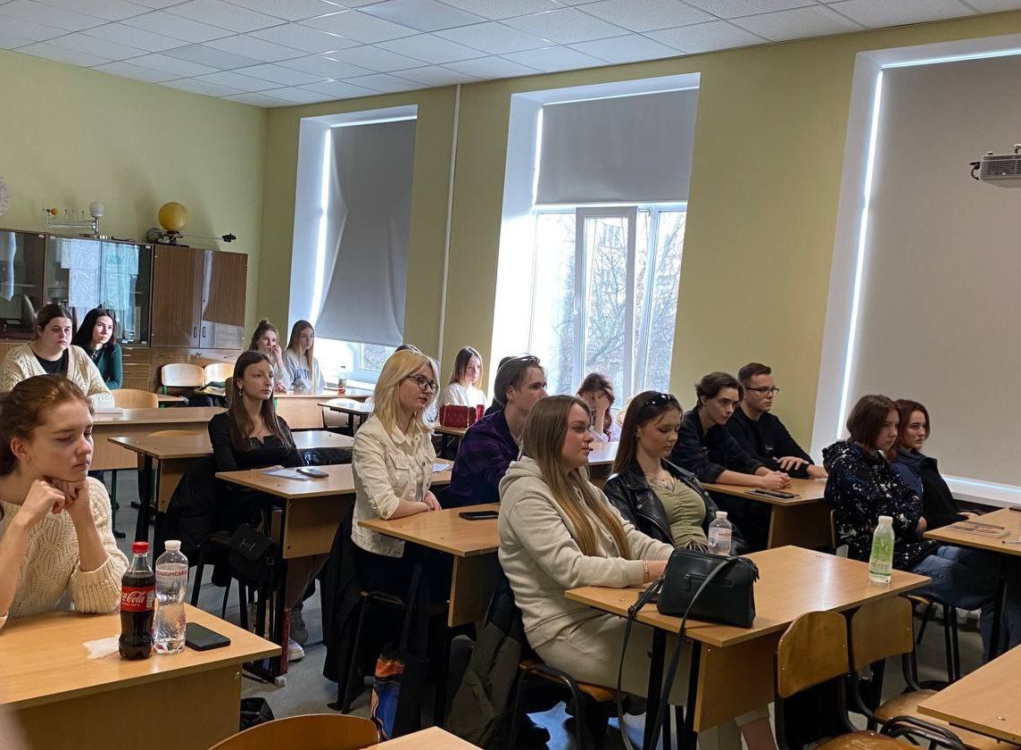 Просвітницький захід «Актуальні питання захисту прав дітей в Україні»