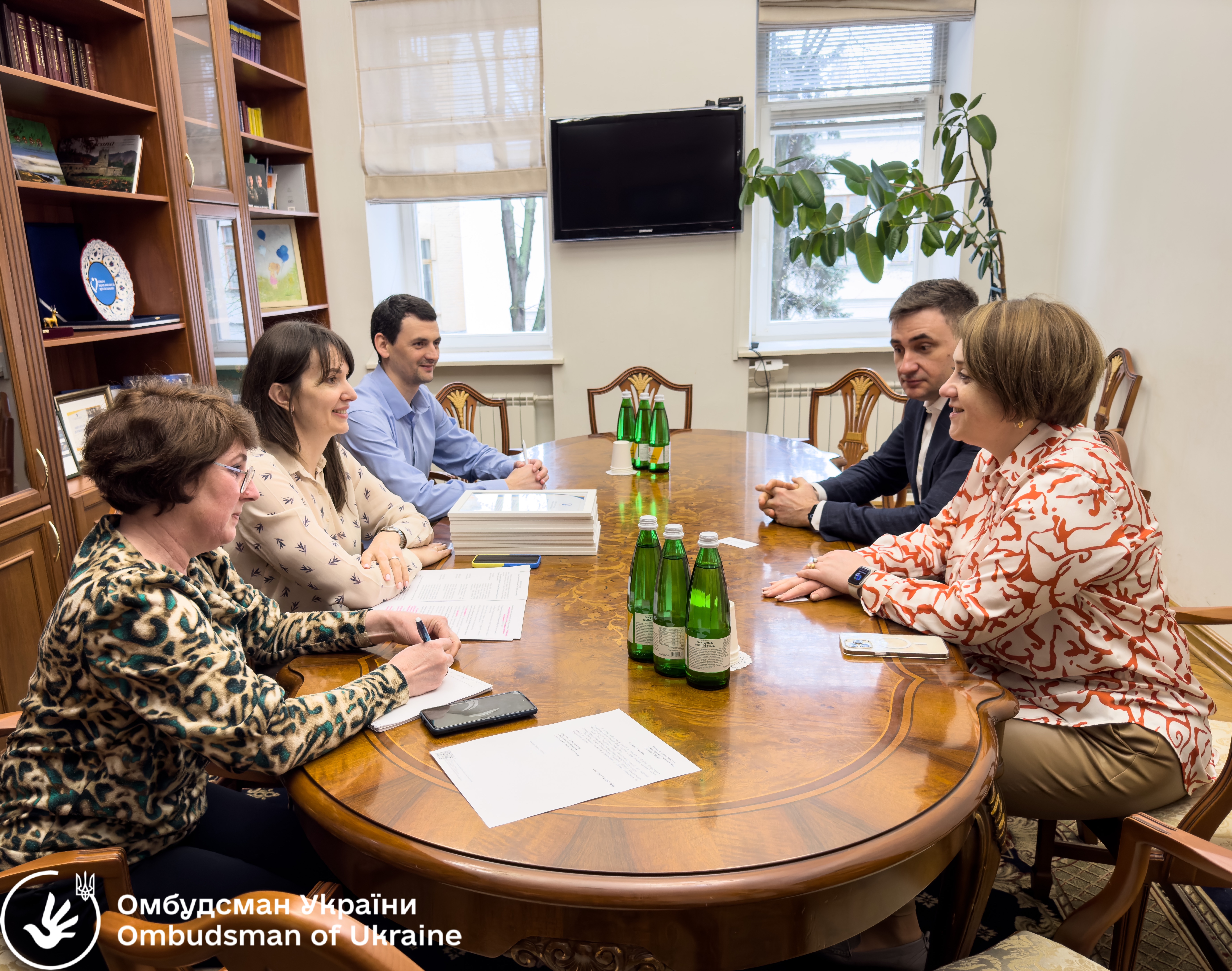Додержання прав споживачів у житлово-комунальній сфері: Представник Уповноваженого Олена Колобродова провела зустріч з представниками НКРЕП