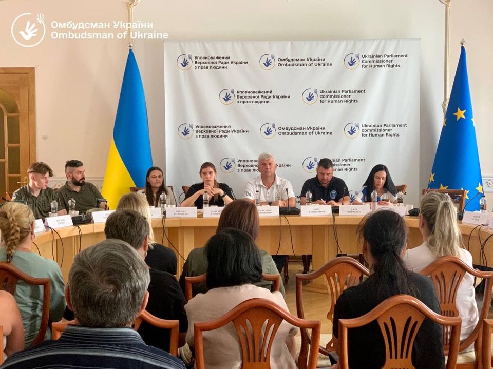 В Офісі Омбудсмана відбулася зустріч з рідними полонених військовослужбовців в/ч A4180, А0911, А0139