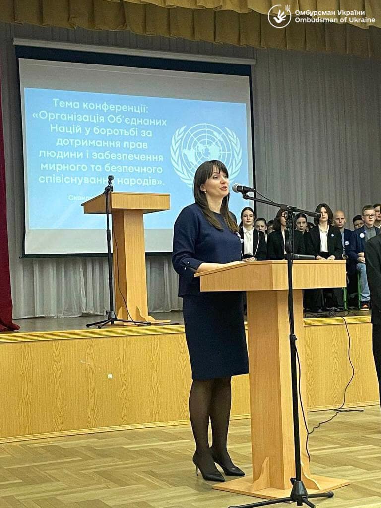 «Модель ООН: Сканді – Юніор 2023»: Представник Уповноваженого Олена Колобродова взяла участь у шкільній конференції