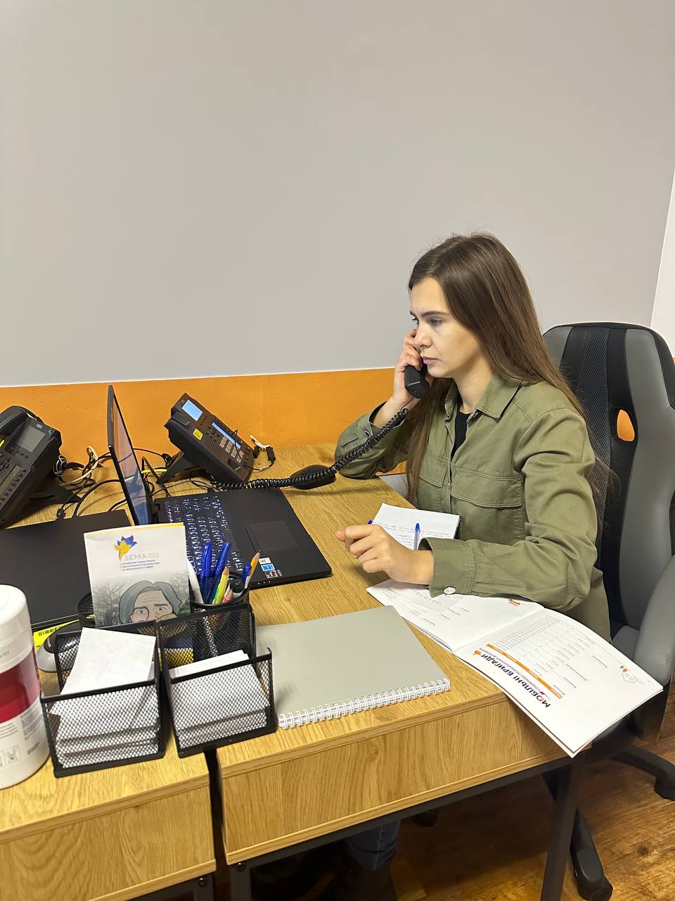 Експертне консультування на Національній гарячій лінії з попередження домашнього насильства