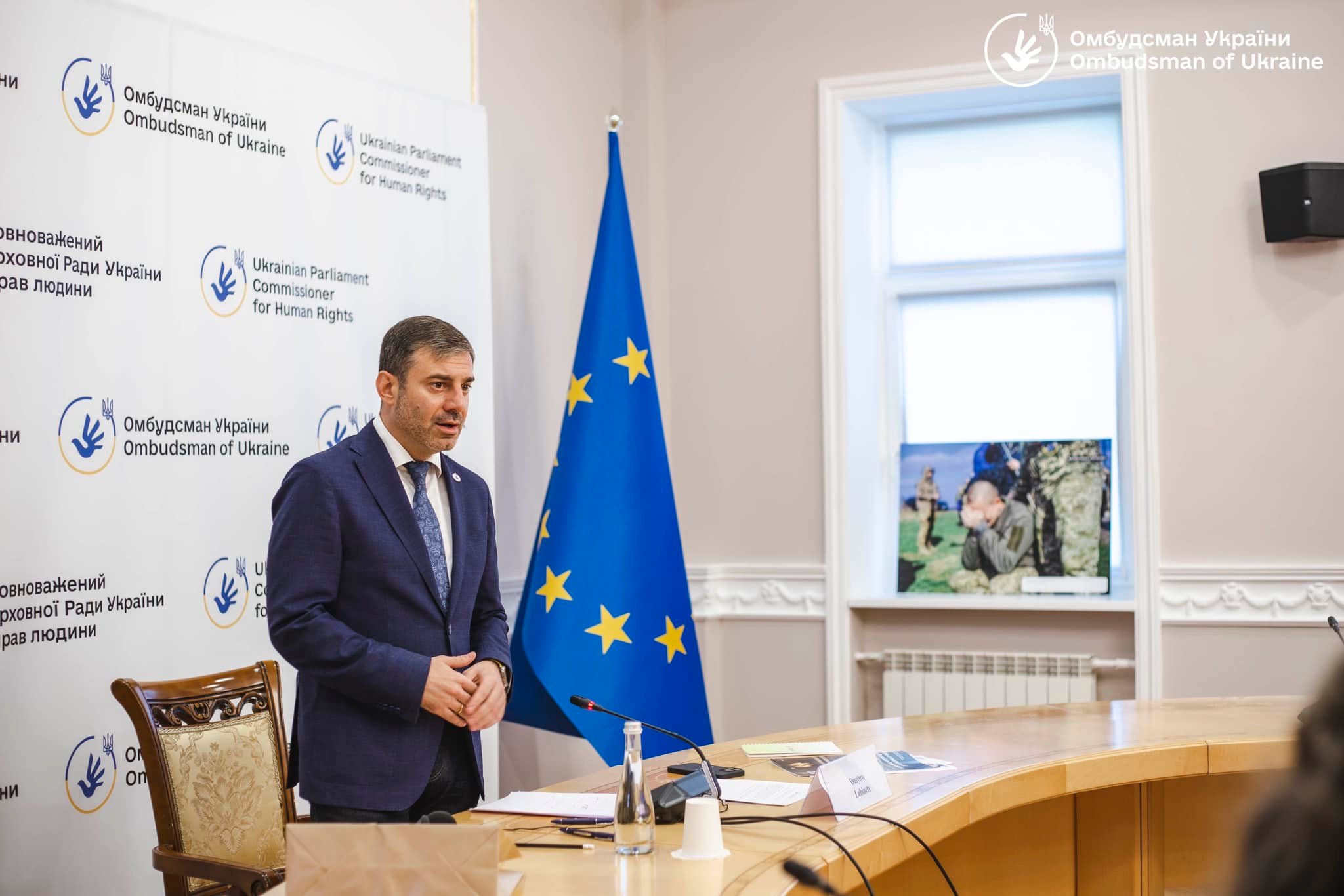 В День журналіста Омбудсман України Дмитро Лубінець зустрівся з іноземними журналістами