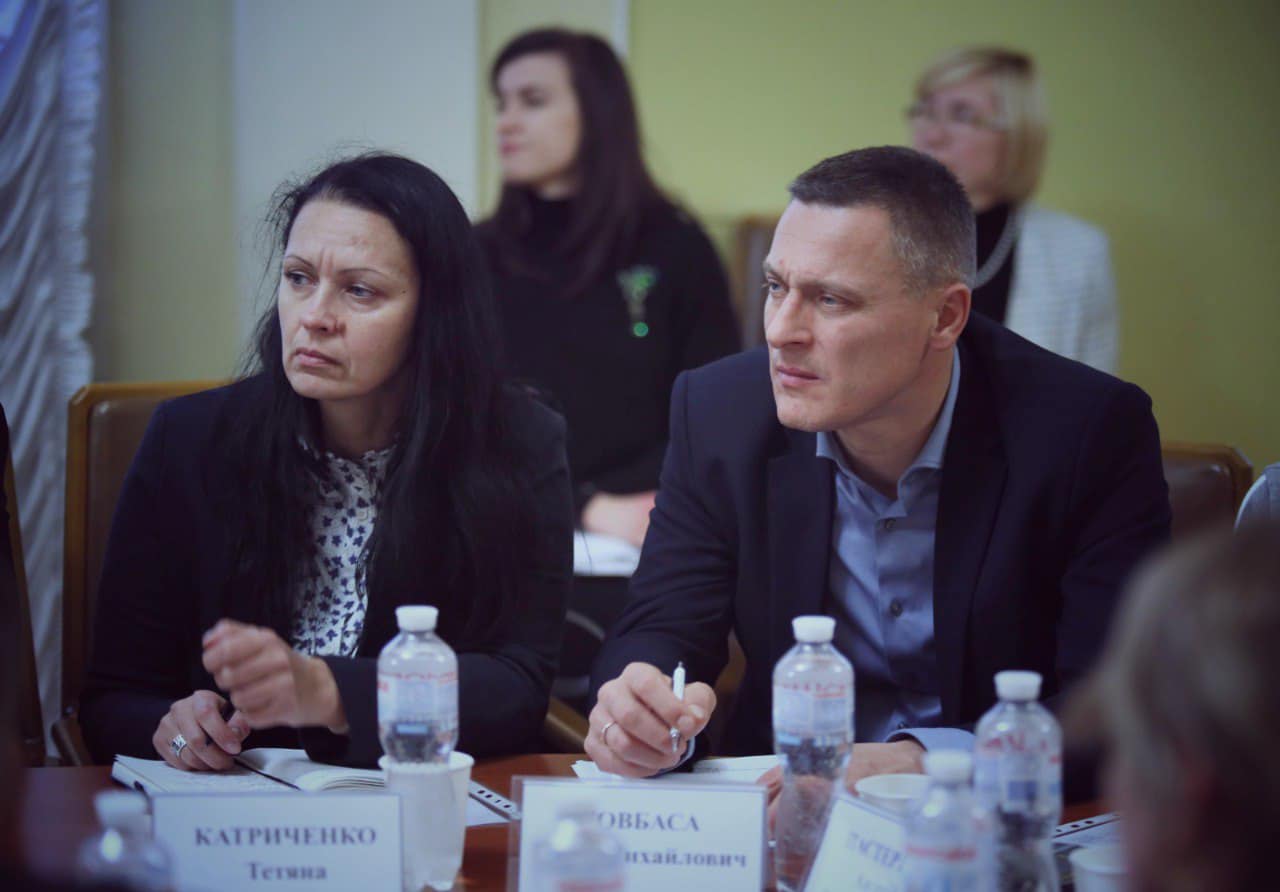 Представник з прав людини в системі органів сектору безпеки та оборони долучився до зустрічі з родинами незаконно позбавлених свободи цивільних українців