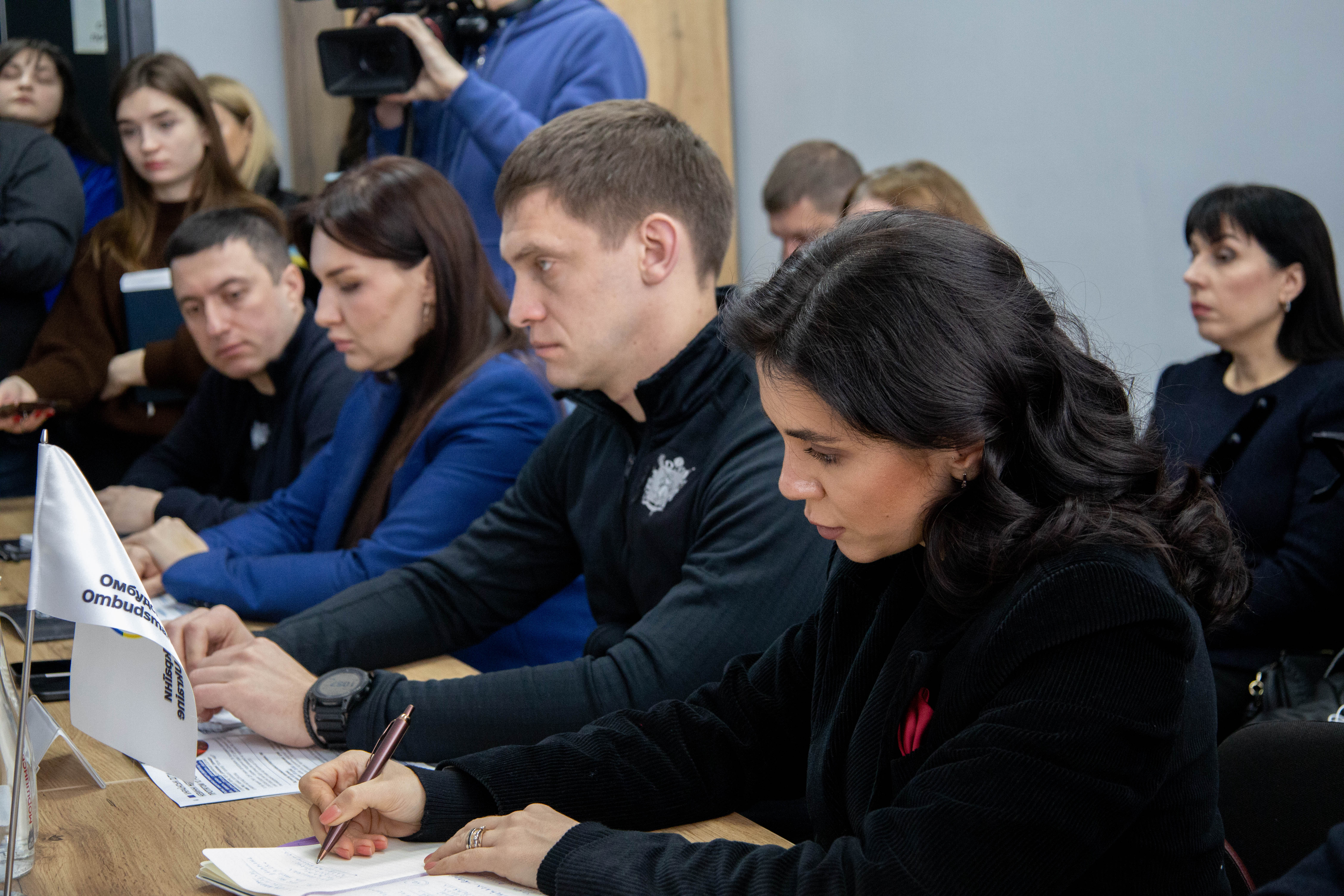 Запоріжжя: відкриття Центру захисту прав людини, зустріч з керівництвом області та громадськістю