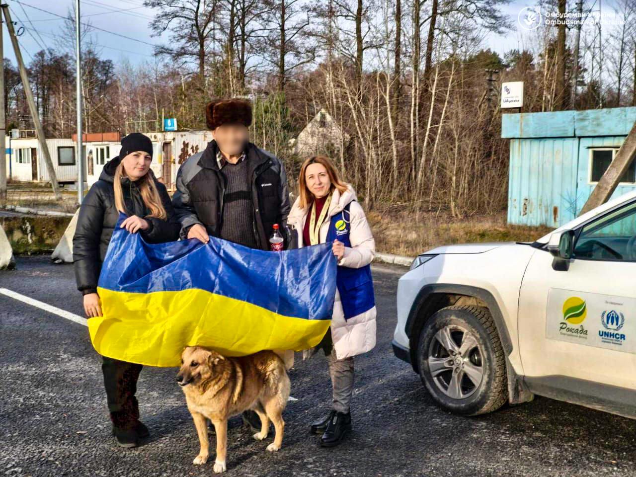 Ще 17 українців виїхали з окупації
