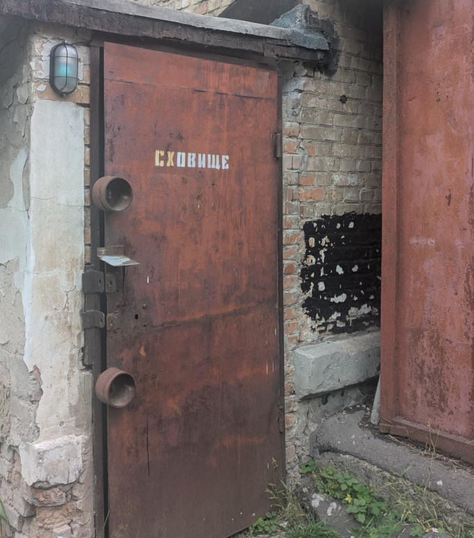 Моніторинг укриттів у Київській області: працівники Офісу Омбудсмана перевірили стан захисних споруд