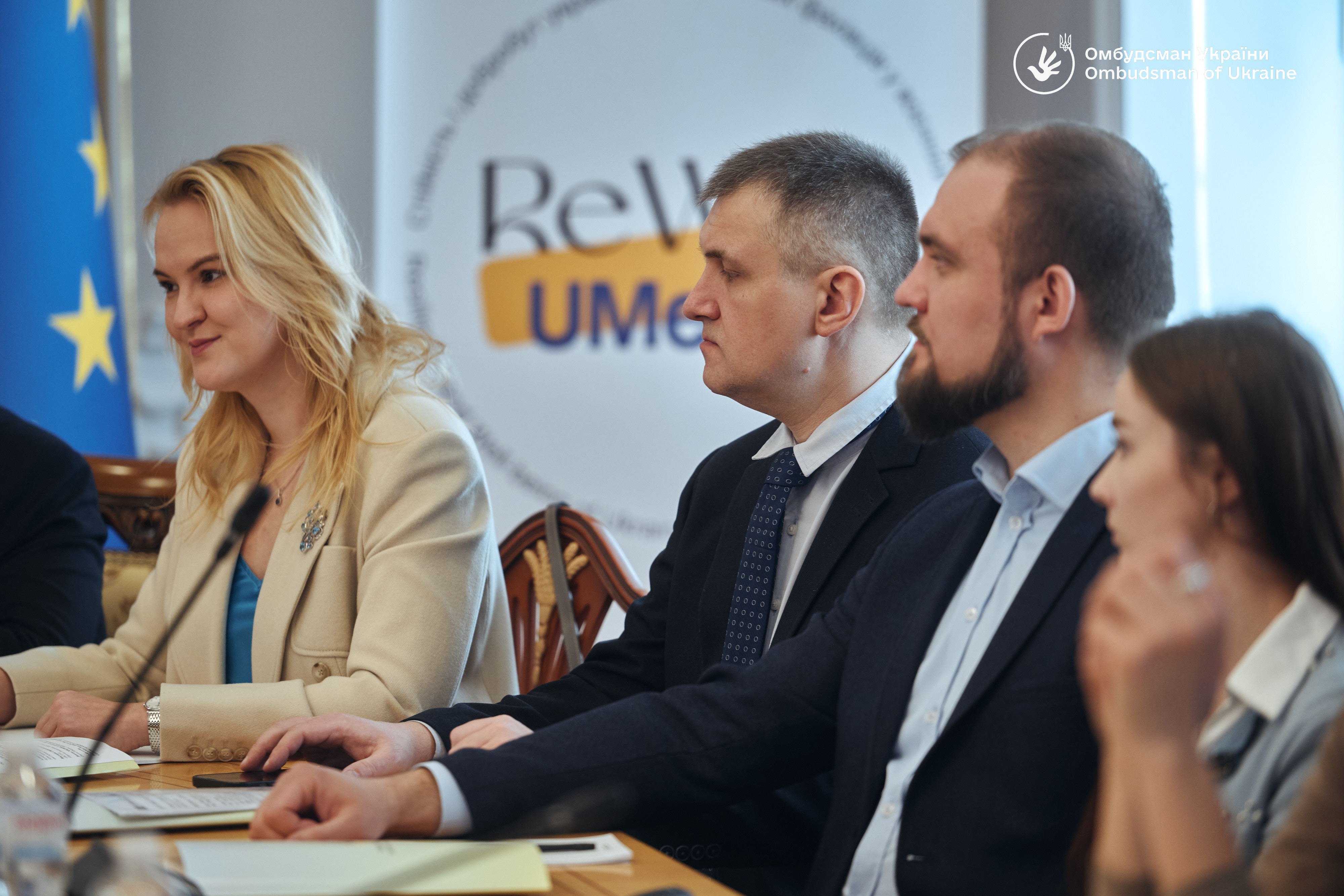 Росія боїться правди — а значить журналістів. За круглим столом говорили про захист прав представників медіасфери
