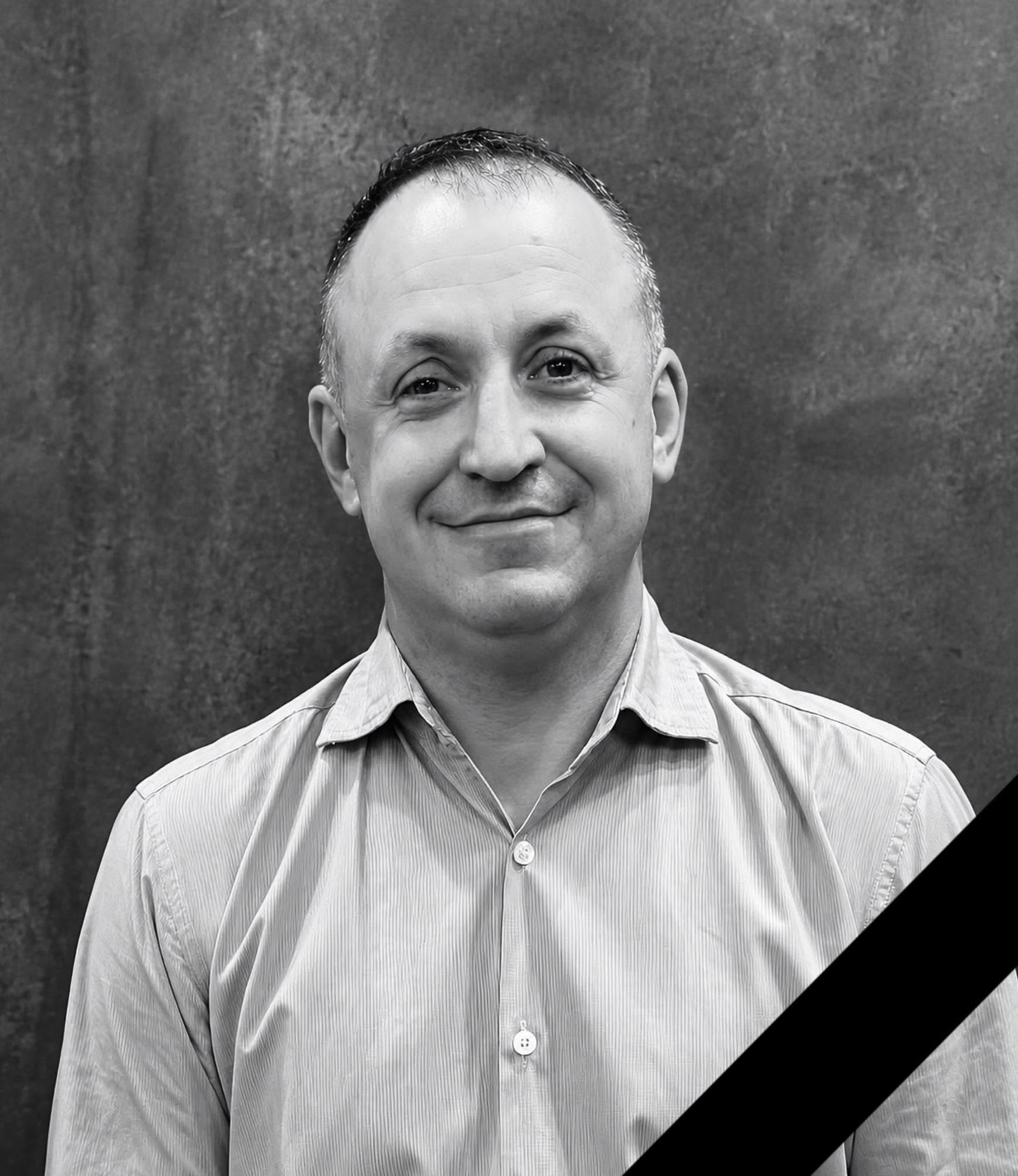 Раптово обірвалося життя Георгія Папазова — заступника начальника відділу Департаменту господарського забезпечення Секретаріату Уповноваженого Верховної Ради України з прав людини.
